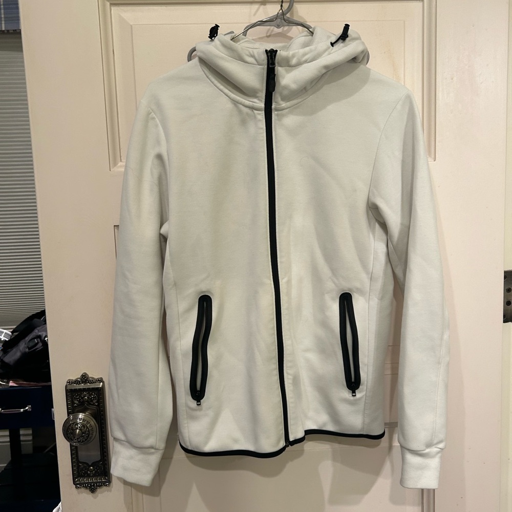 UNIQLO men’s white zip up sweater, good condition size small